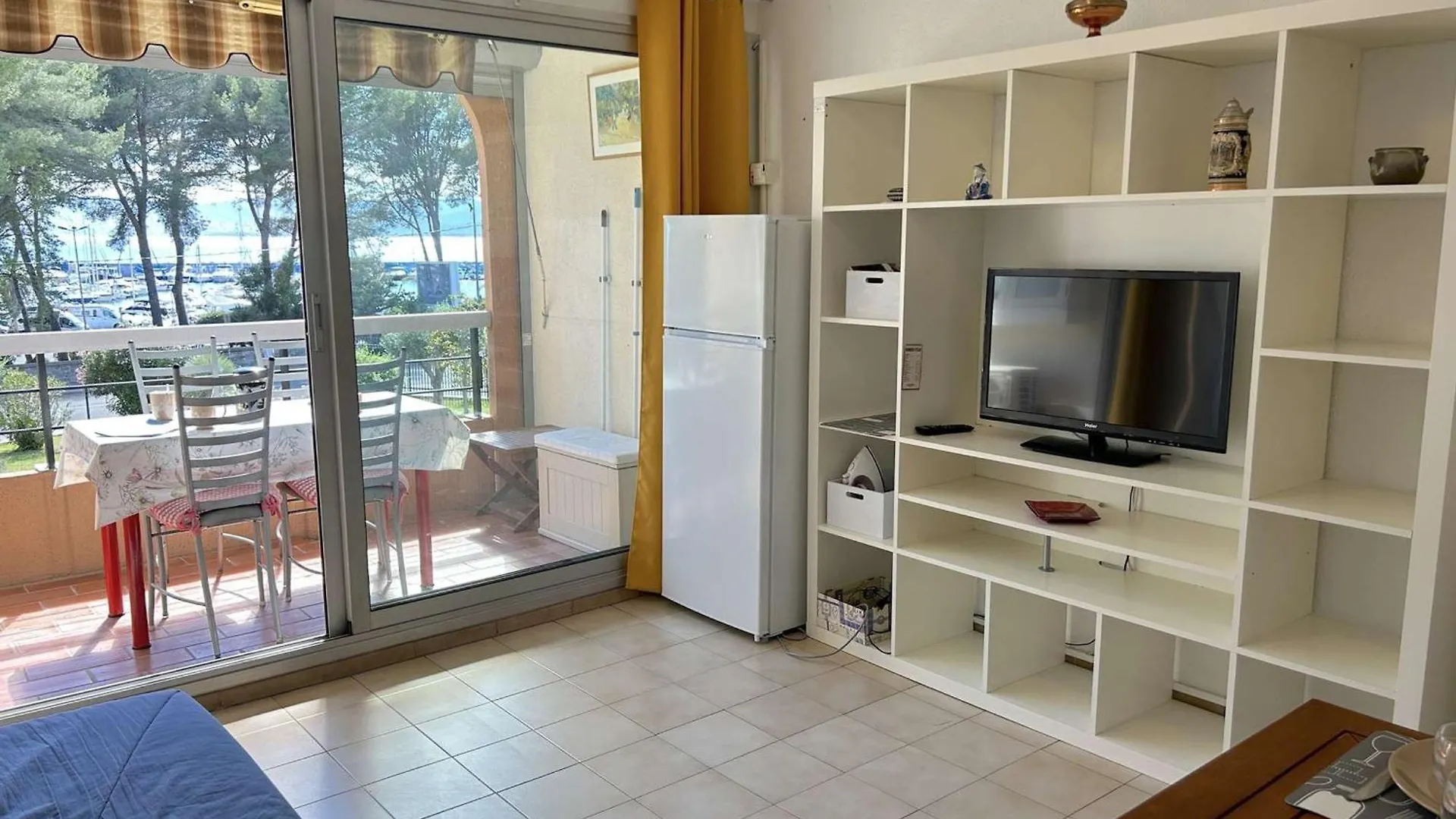 Studio Cabine Climatise Avec Terrasse Et Garage - 4 Couchages, St Raphael - Fr-1-226A-180 Saint-Raphael  Saint-Raphael (Var)