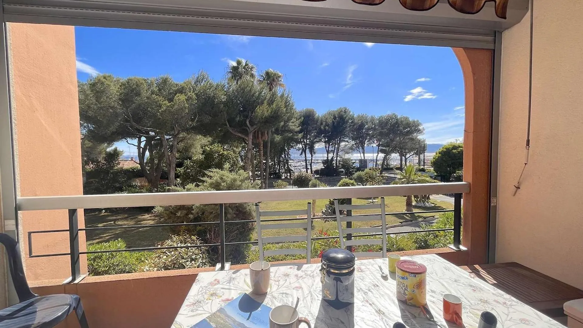 Studio Cabine Climatise Avec Terrasse Et Garage - 4 Couchages, St Raphael - Fr-1-226A-180 Saint-Raphael  Apartment
