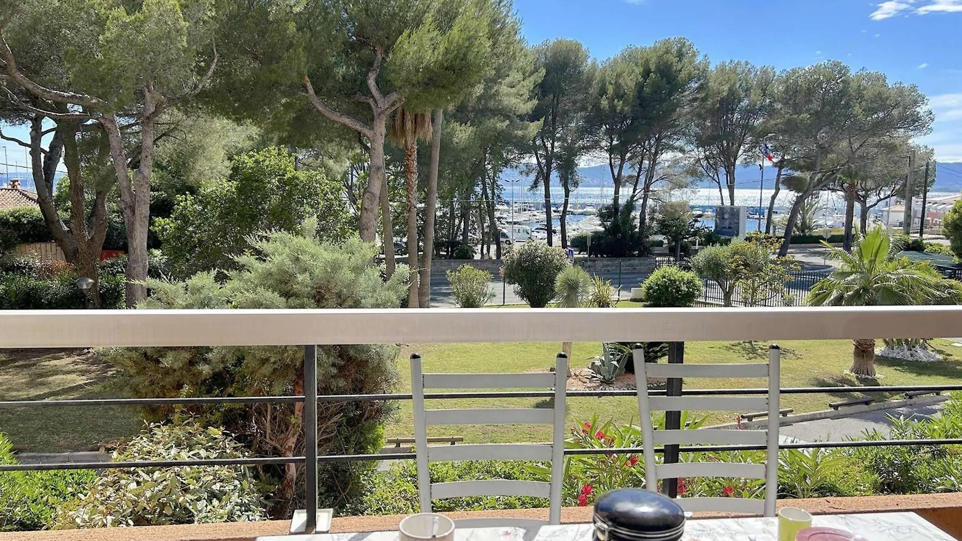 Studio Cabine Climatise Avec Terrasse Et Garage - 4 Couchages, St Raphael - Fr-1-226A-180 Saint-Raphael